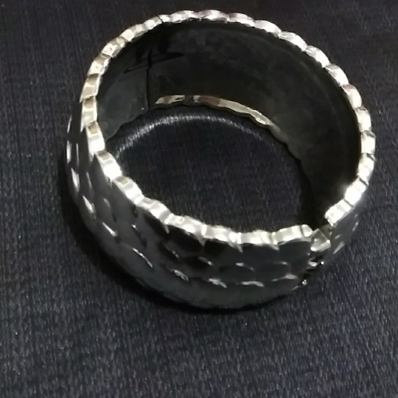 Chunky Bangle - Picture 2 of 4